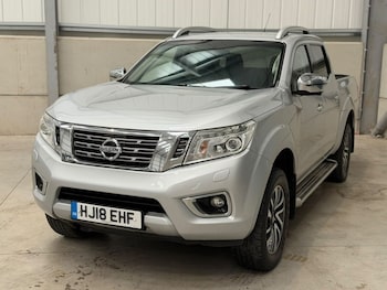 Used Nissan Navara 2018 for sale - 79254411: Photo