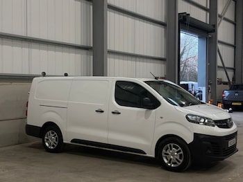 Vauxhall Vivaro feature image