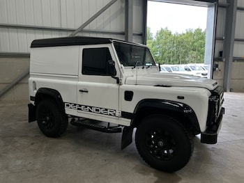 Used Land Rover Defender 2014 for sale - 79607985: Photo