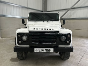 Used Land Rover Defender 2014 for sale - 79607985: Photo