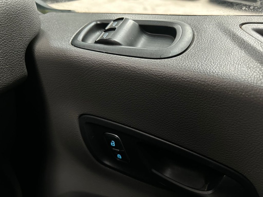 Used Ford Transit 2020 for sale - 78096073: Photo 35