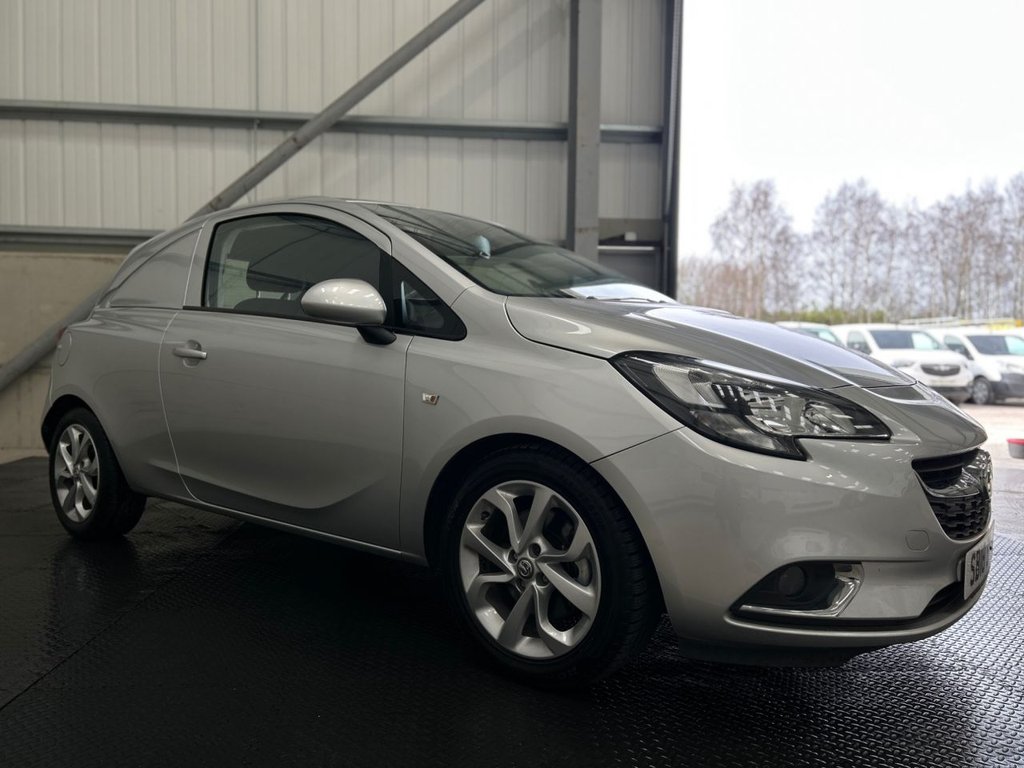 Used Vauxhall Corsa 2018 for sale - 78096371: Photo 2