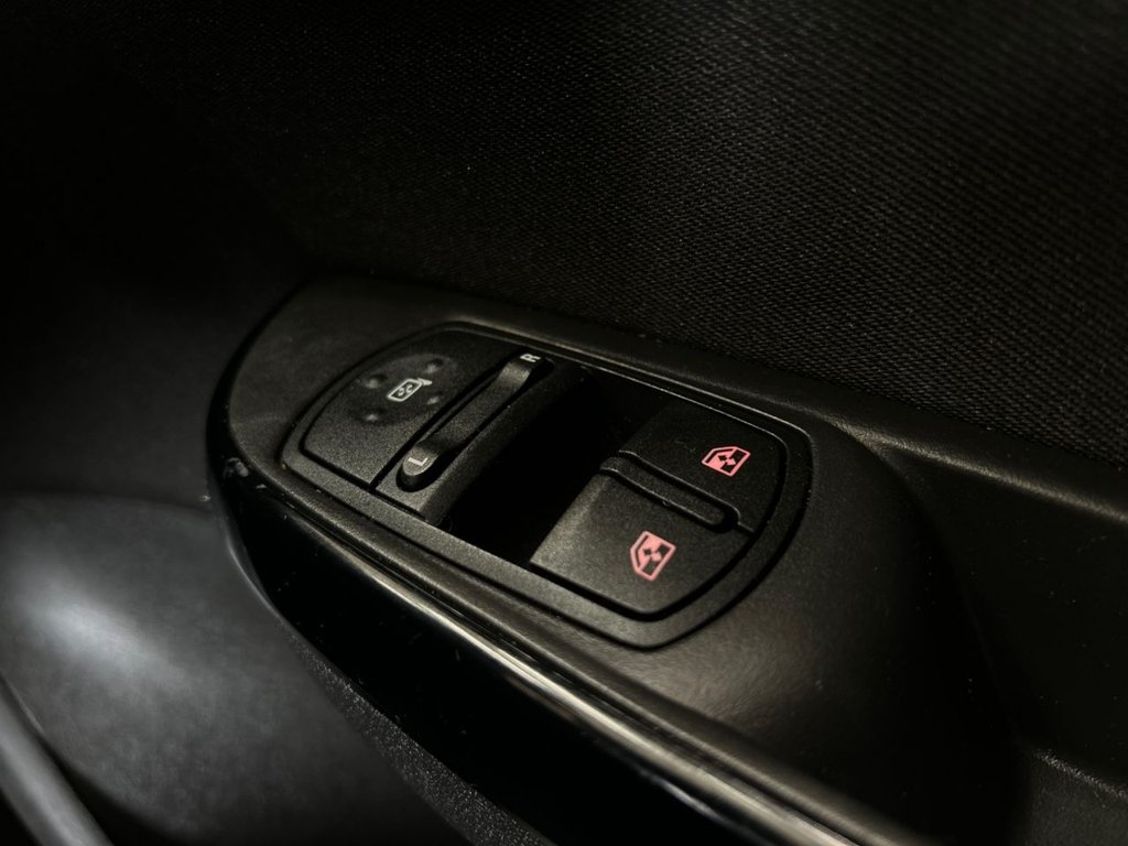 Used Vauxhall Corsa 2018 for sale - 78096371: Photo 30