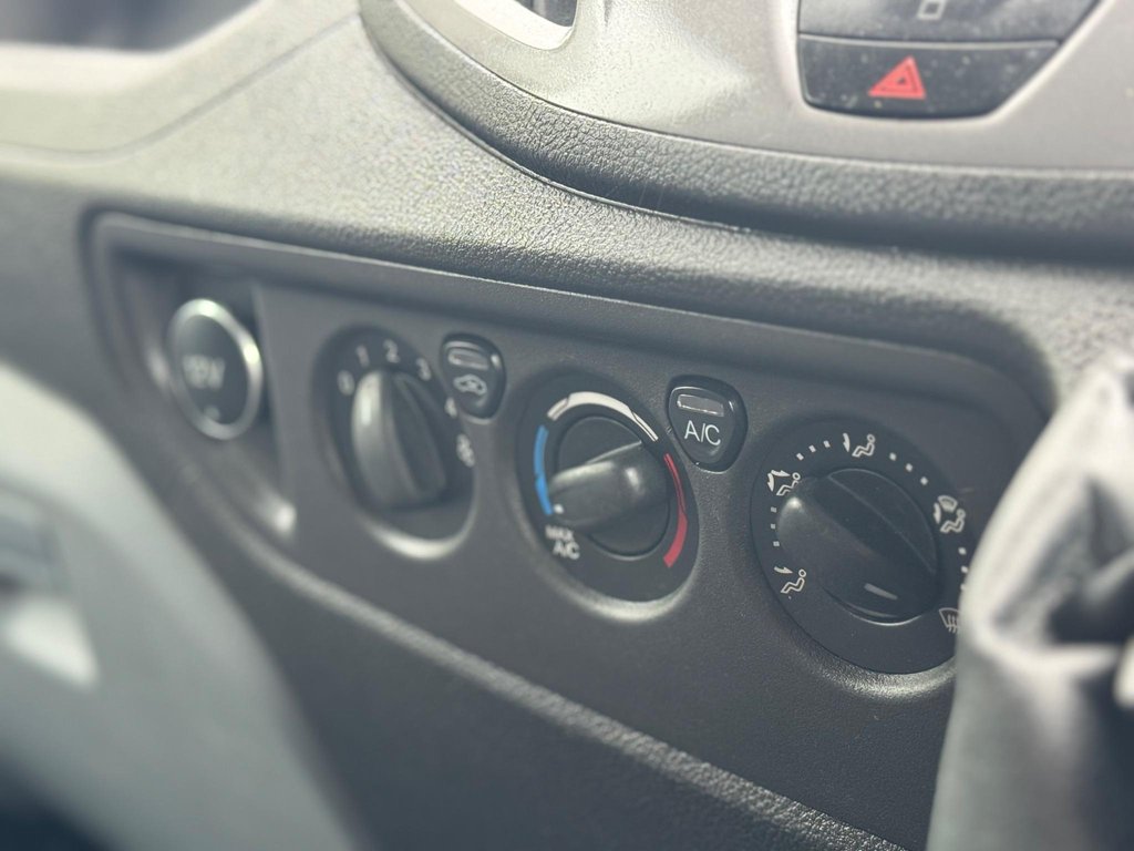 Used Ford Transit 2019 for sale - 78095922: Photo 32