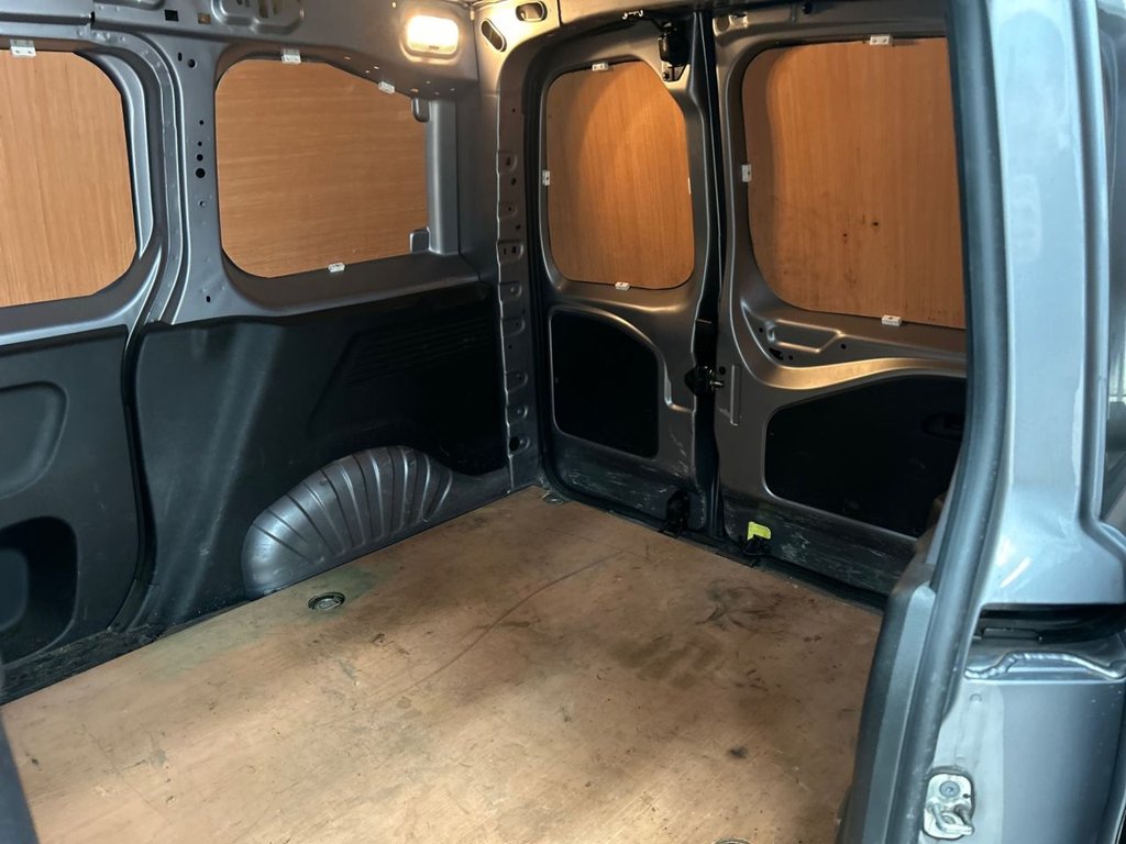 Used Peugeot Partner 2023 for sale - 78096239: Photo 10