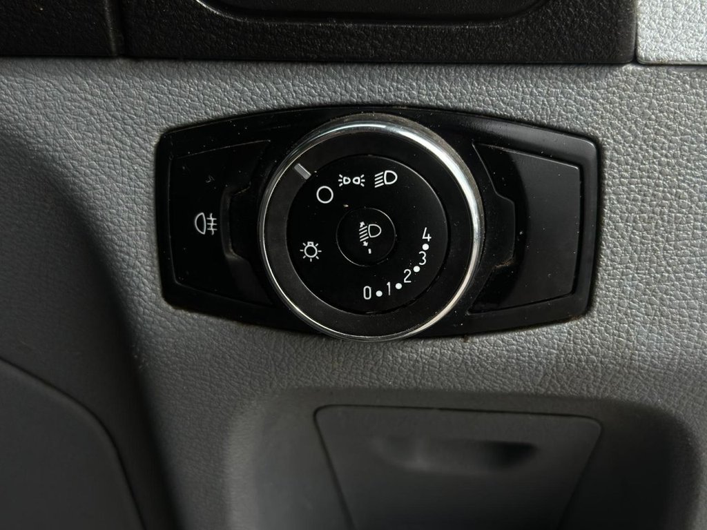 Used Ford Transit 2015 for sale - 78095947: Photo 32