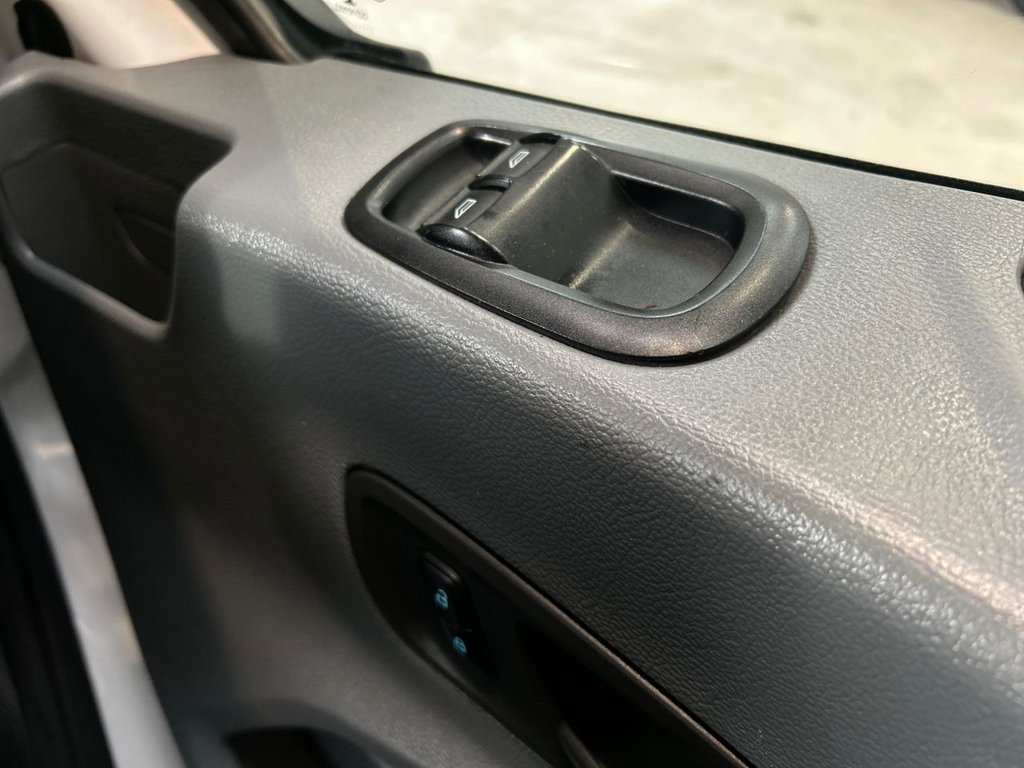 Used Ford Transit 2018 for sale - 78096155: Photo 33