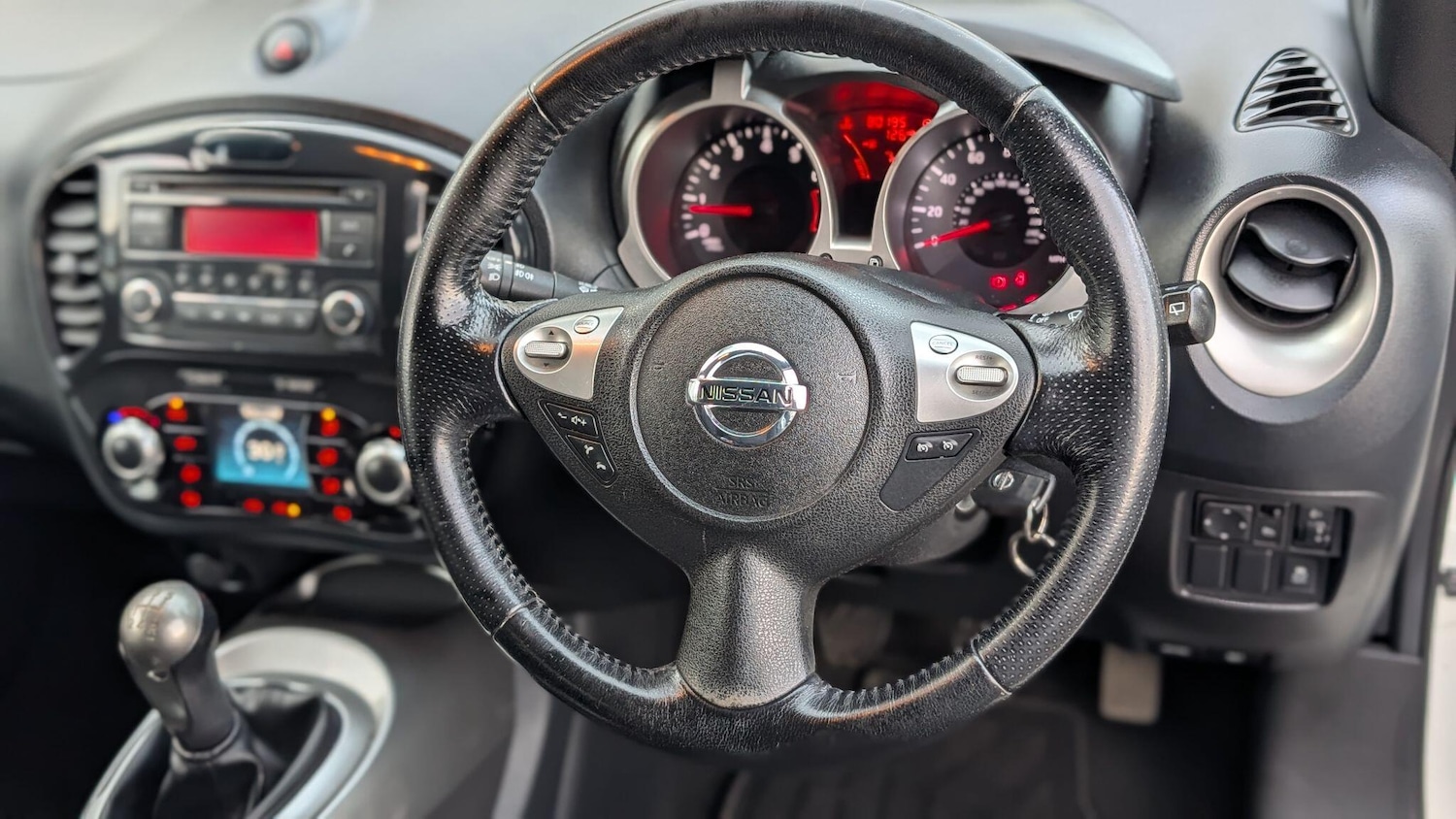 Used Nissan Juke 2011 for sale - 77066904: Photo 24