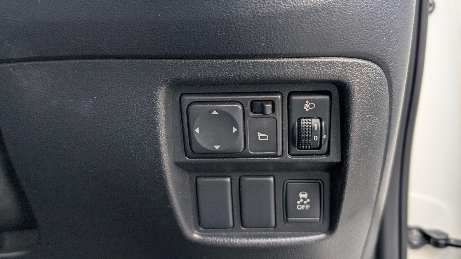 Used Nissan Juke 2011 for sale - 77066904: Photo 33