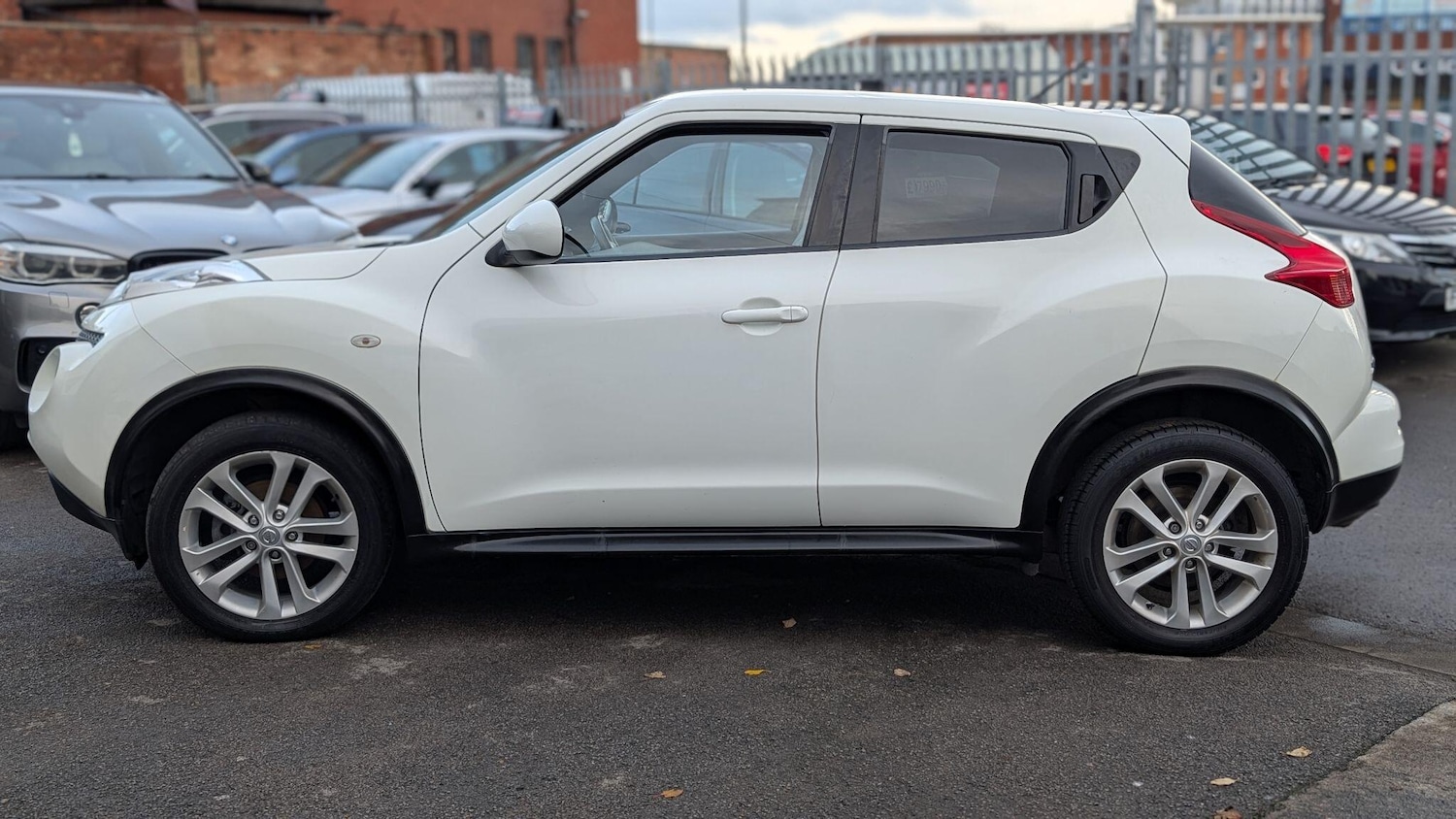 Used Nissan Juke 2011 for sale - 77066904: Photo 8