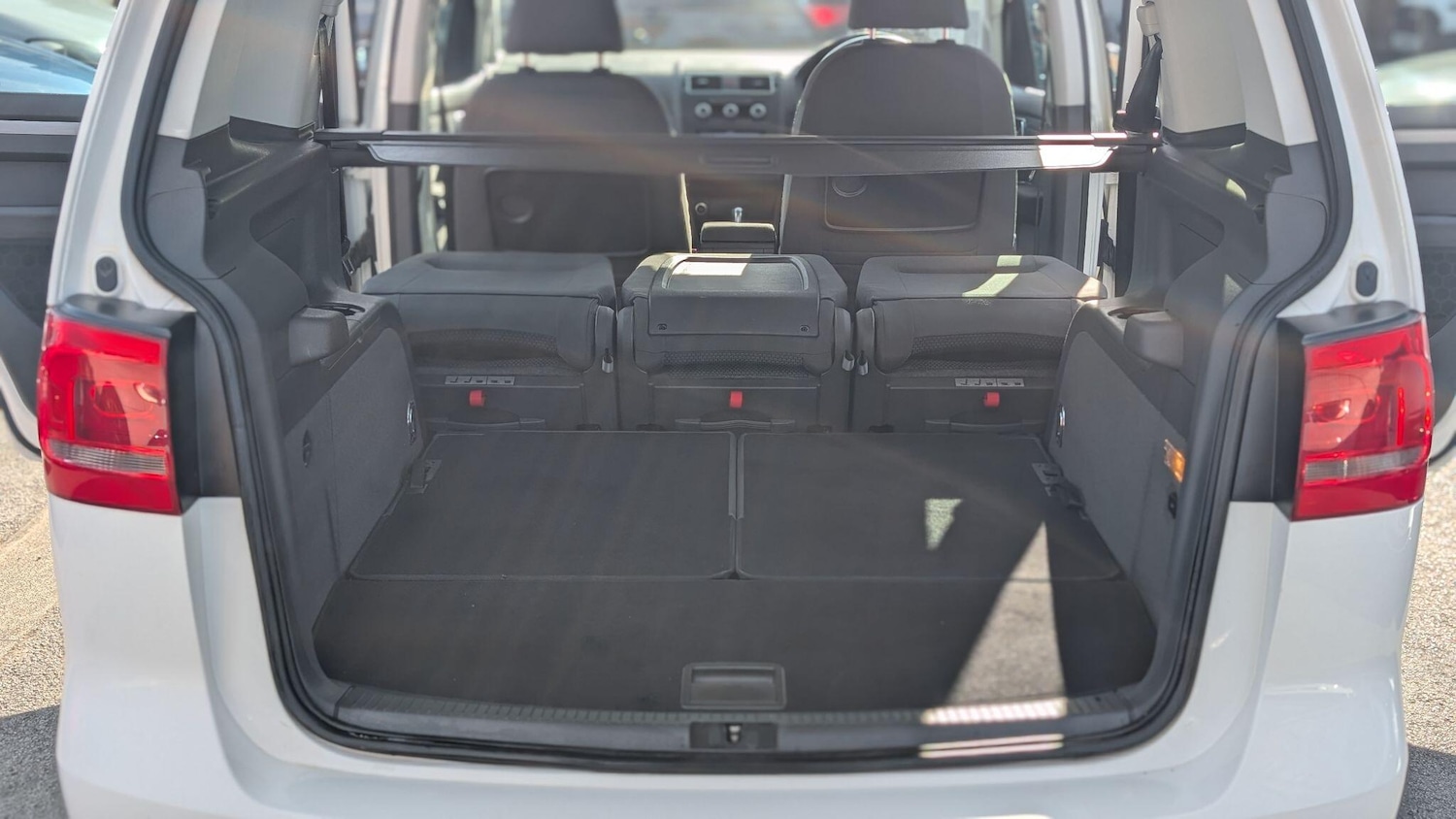 Used Volkswagen Touran 2025 for sale - 76926485: Photo 38