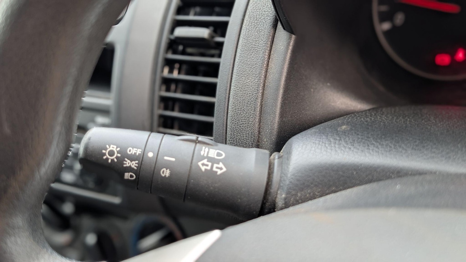 Used Nissan Note 2010 for sale - 76432522: Photo 15