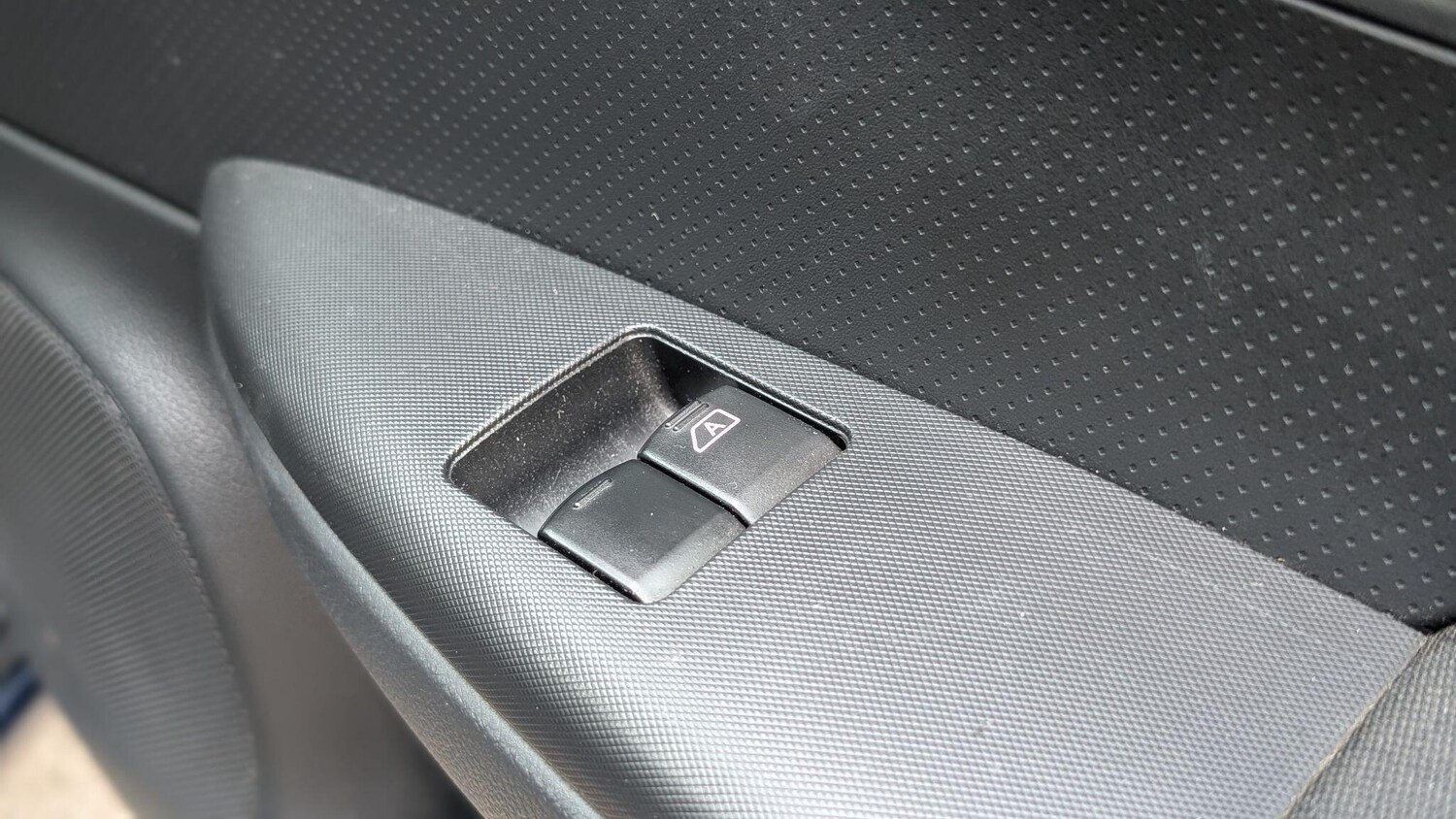 Used Nissan Note 2010 for sale - 76432522: Photo 26