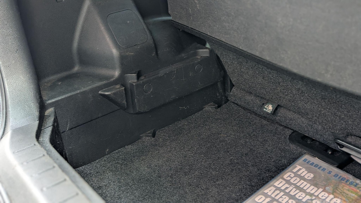 Used Nissan Note 2010 for sale - 76432522: Photo 45