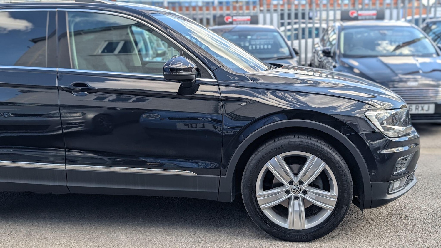 Used Volkswagen Tiguan 2020 for sale - 77066385: Photo 4