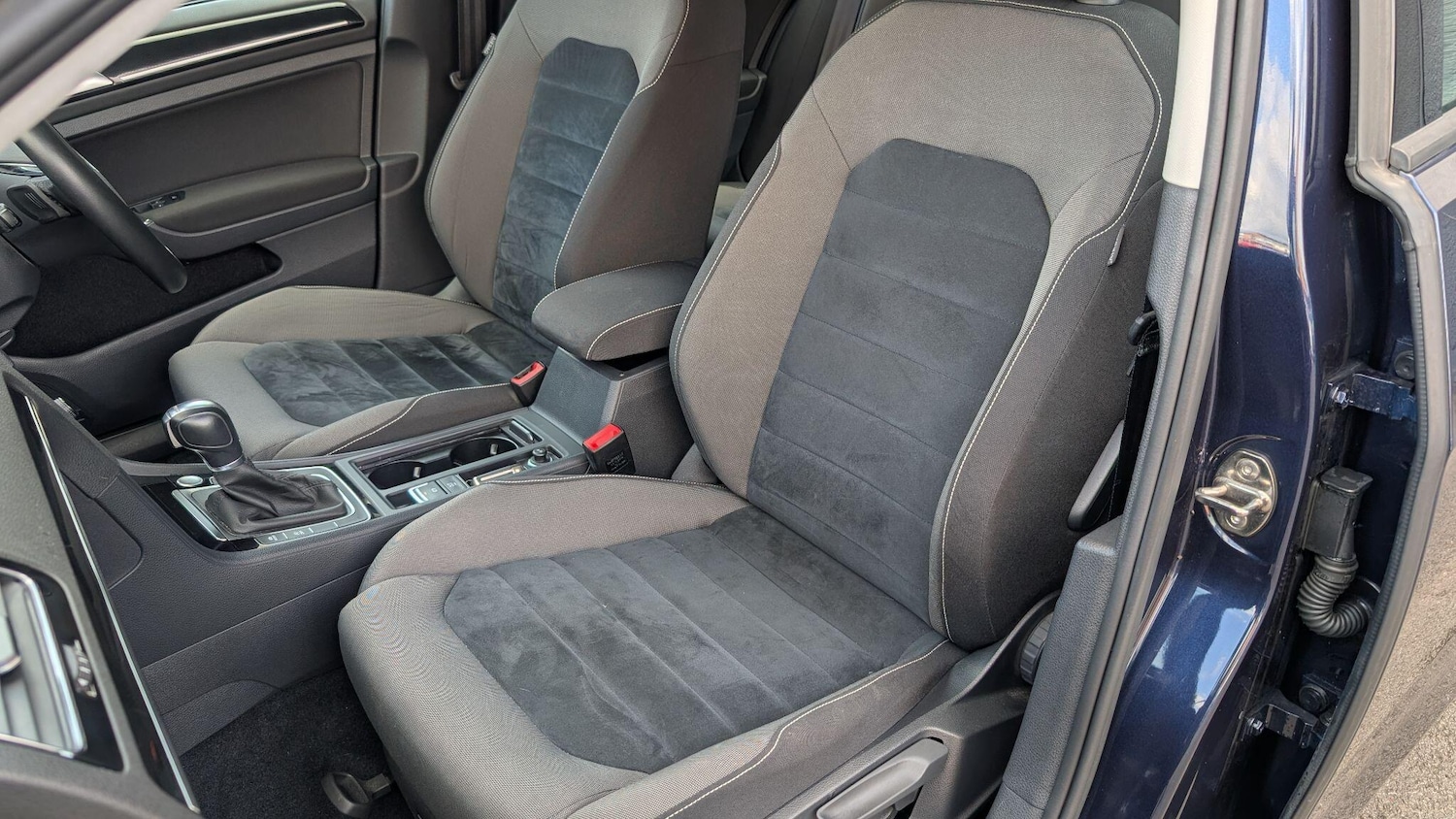 Used Volkswagen Golf 2025 for sale - 76458132: Photo 35