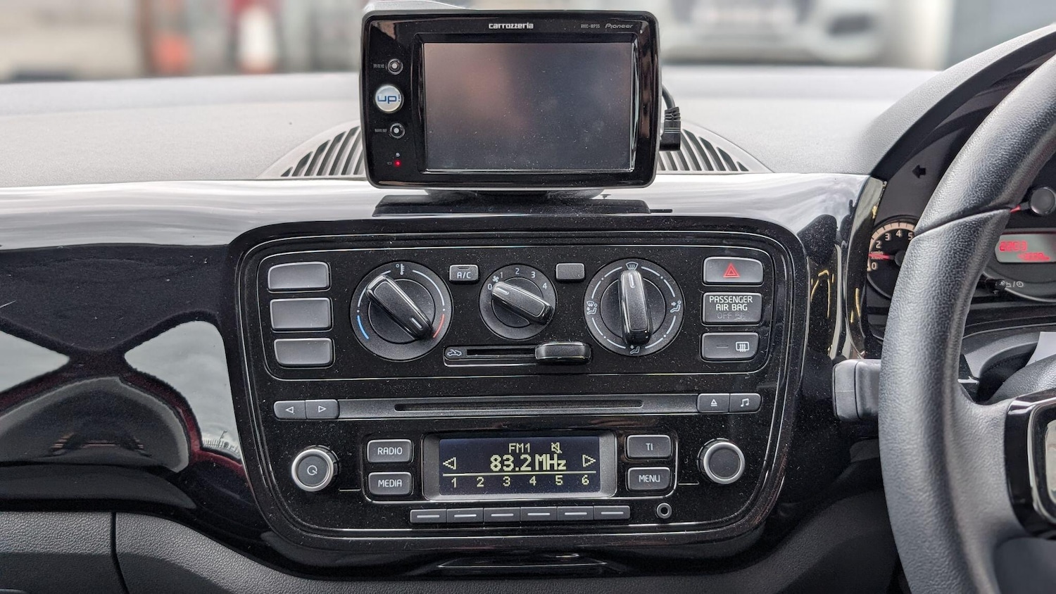 Used Volkswagen up! for sale - 78135875: Photo 11