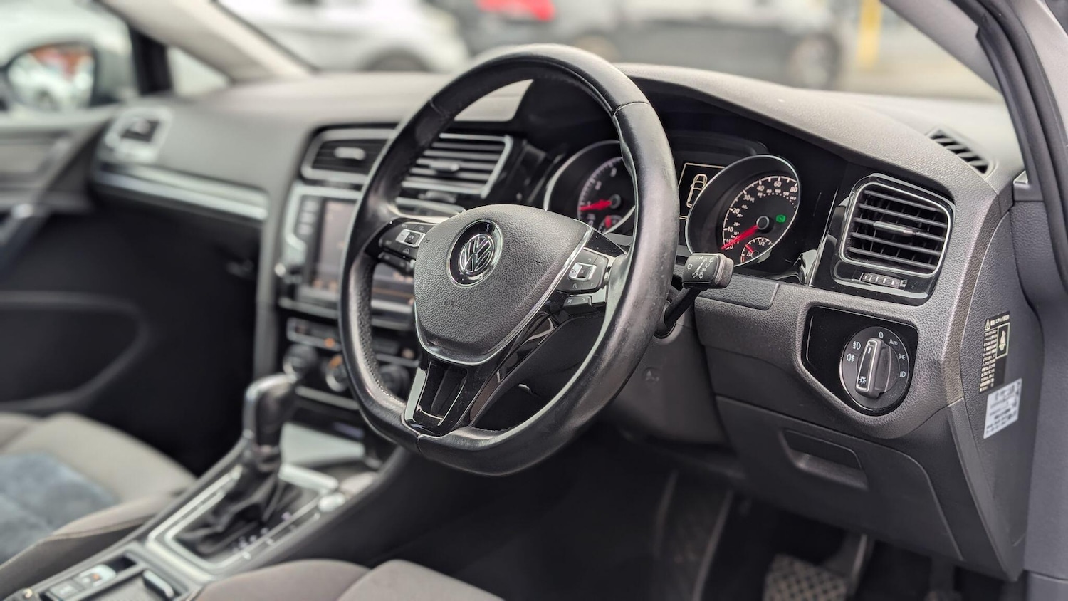 Used Volkswagen Golf 2025 for sale - 77358301: Photo 11