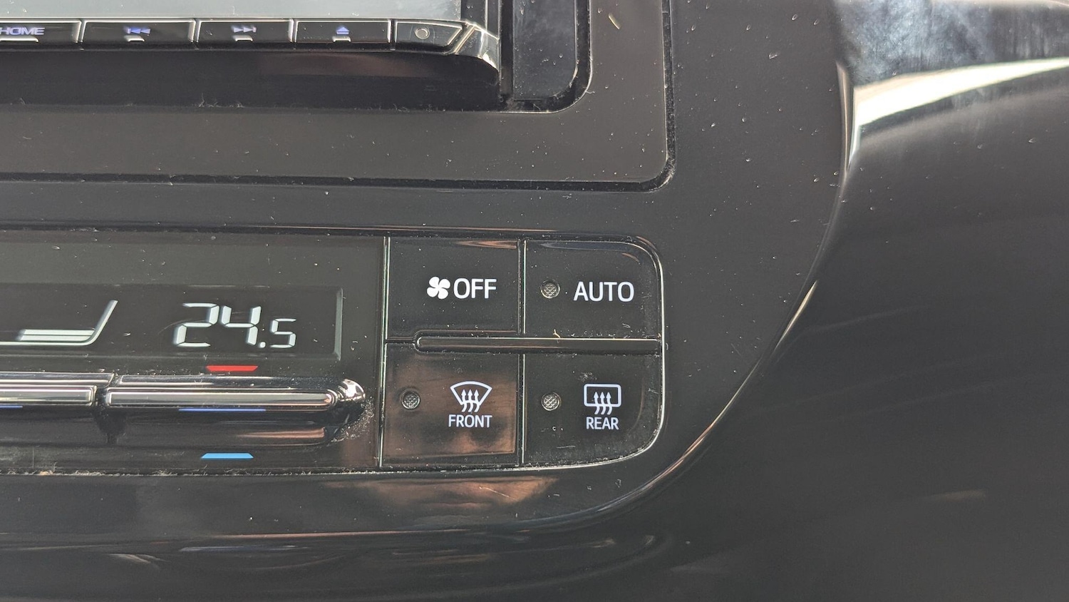 Used Toyota Prius 2025 for sale - 76850260: Photo 18