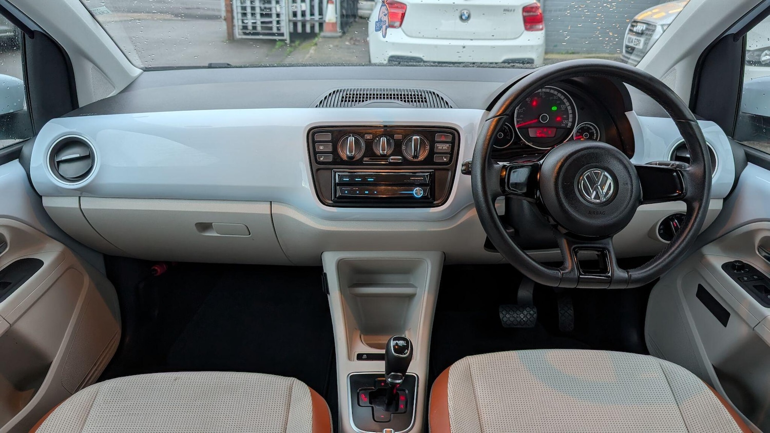 Used Volkswagen up! for sale - 76976356: Photo 10