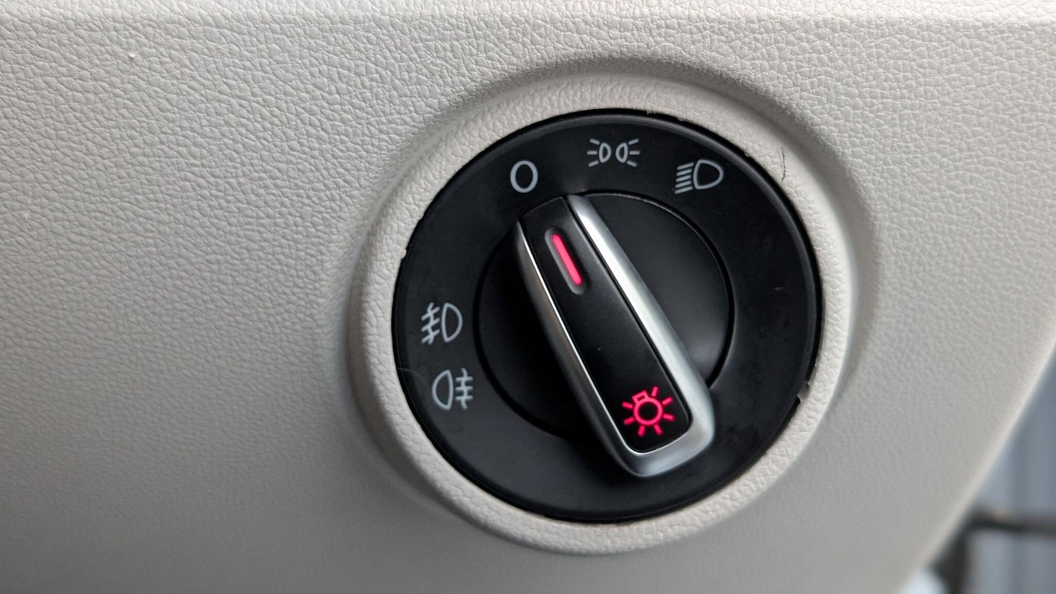 Used Volkswagen up! for sale - 76976356: Photo 23