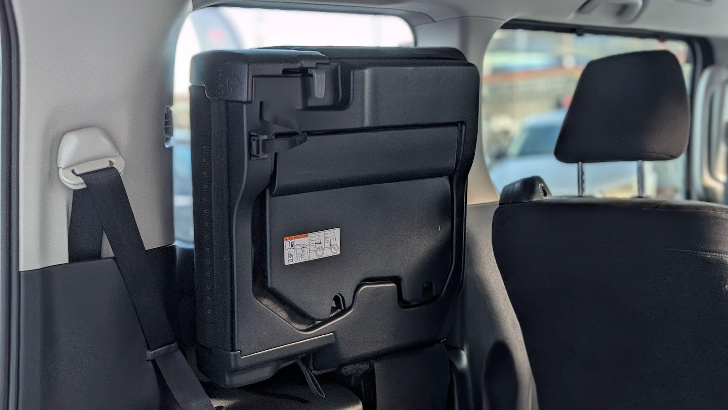 Used Toyota Noah for sale - 76667110: Photo 34