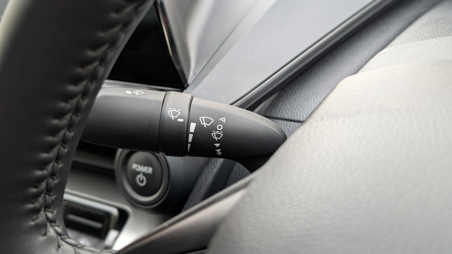 Used Toyota Prius 2025 for sale - 76839582: Photo 18