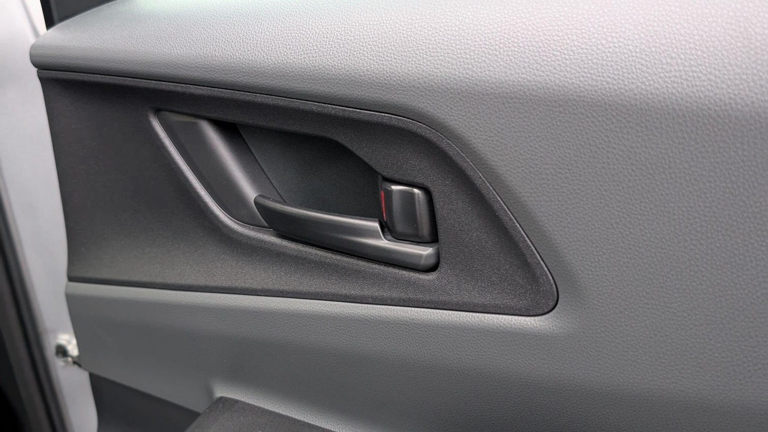 Used Toyota Prius 2025 for sale - 76839582: Photo 44