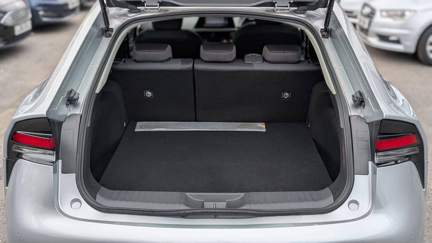 Used Toyota Prius 2025 for sale - 76839582: Photo 45