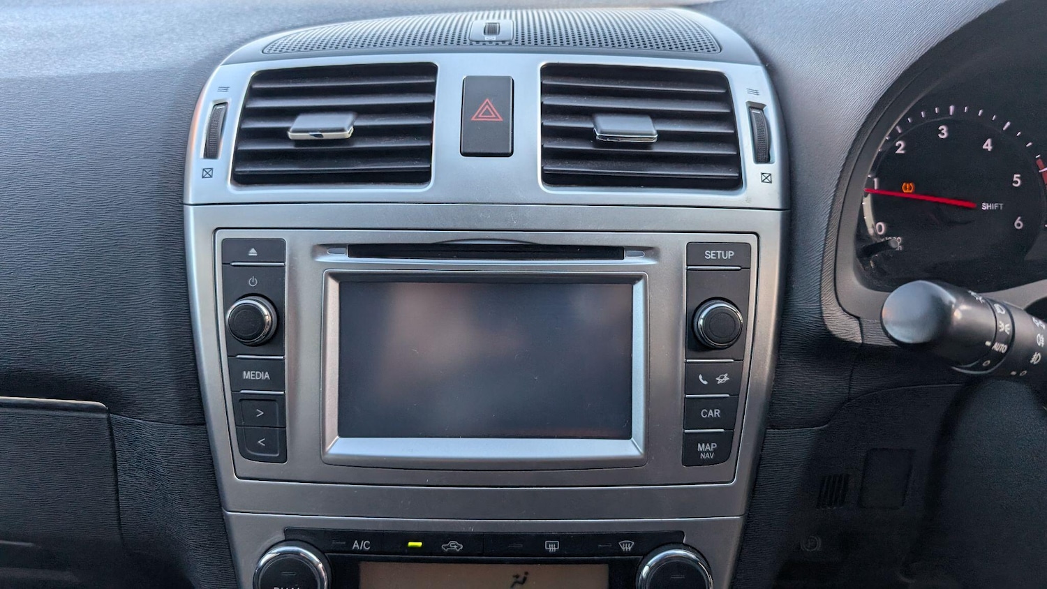 Used Toyota Avensis 2014 for sale - 76456825: Photo 22