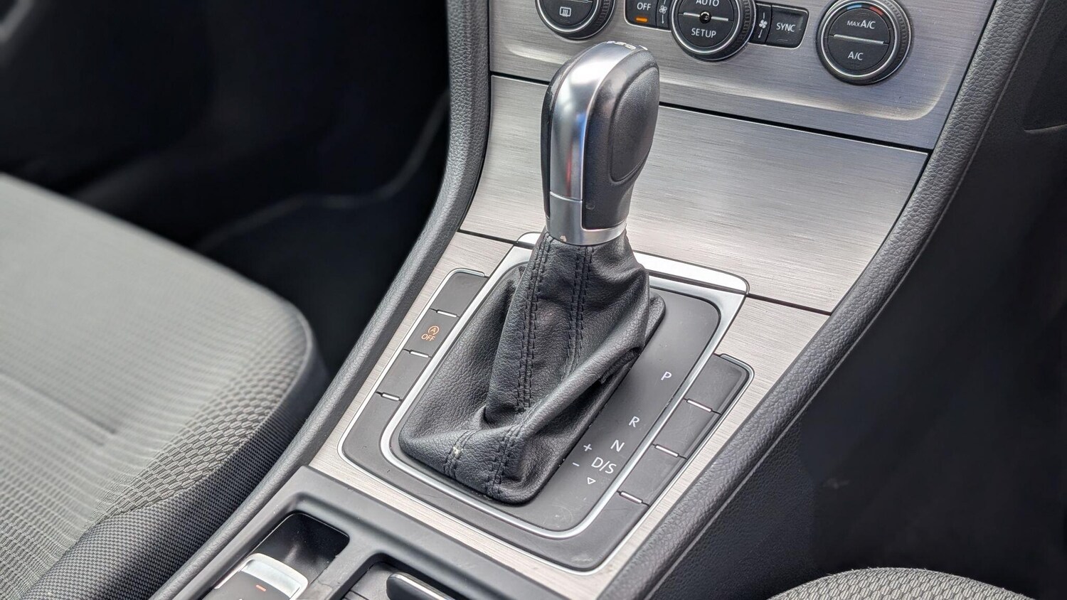 Used Volkswagen Golf for sale - 77909173: Photo 20