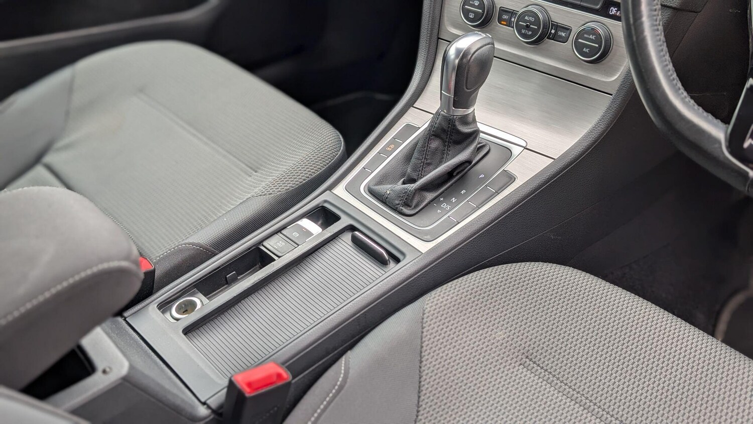 Used Volkswagen Golf for sale - 77909173: Photo 23