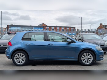 Used Volkswagen Golf 2014 for sale - 77909173: Photo