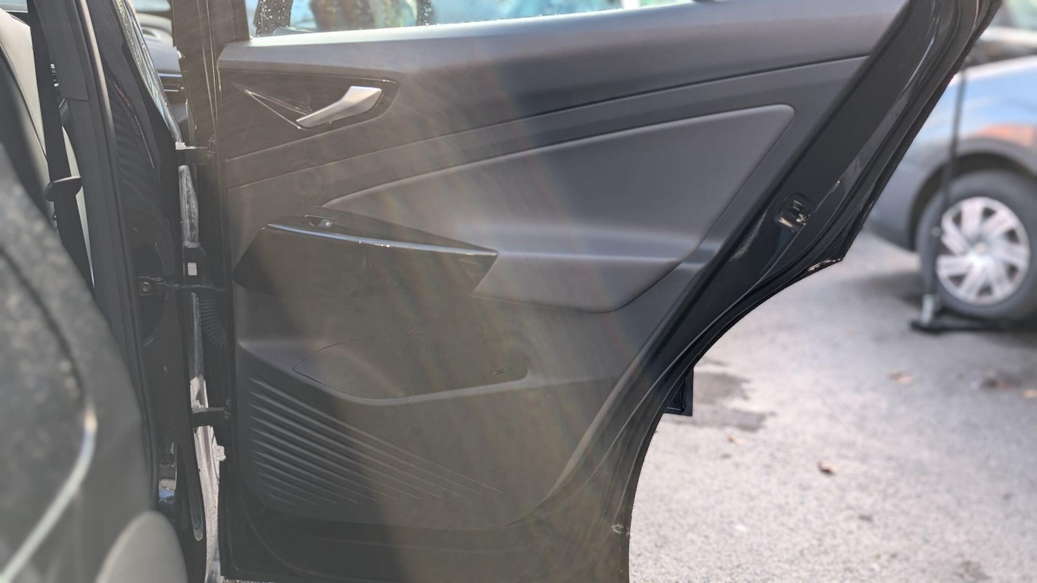 Used Volkswagen ID.4 2023 for sale - 76714145: Photo 34