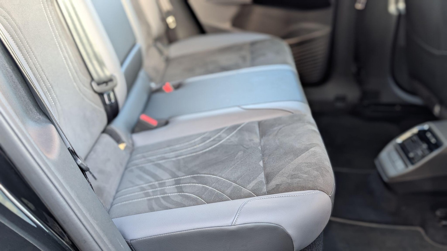 Used Volkswagen ID.4 2023 for sale - 76714145: Photo 40