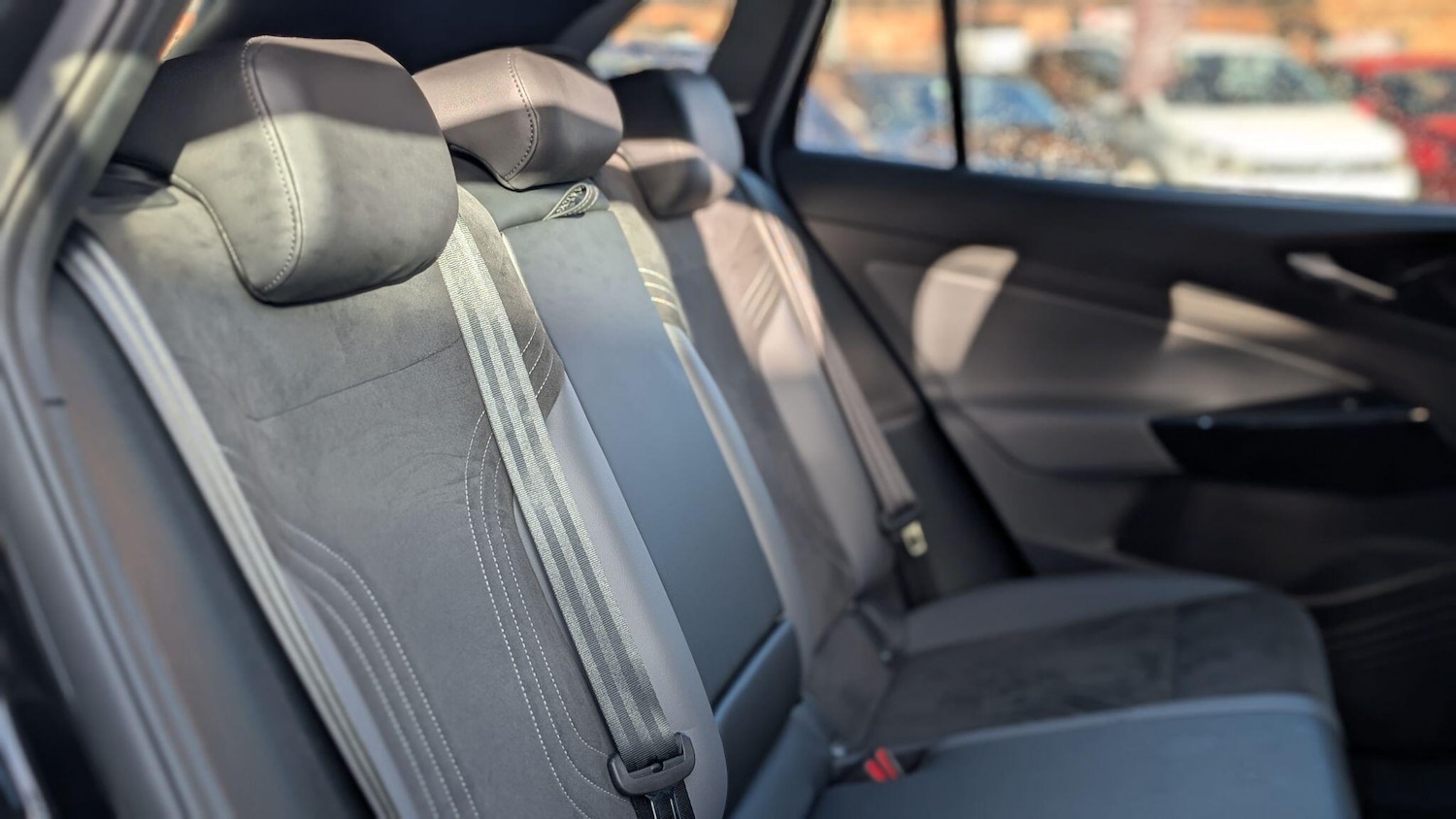 Used Volkswagen ID.4 2023 for sale - 76714145: Photo 41