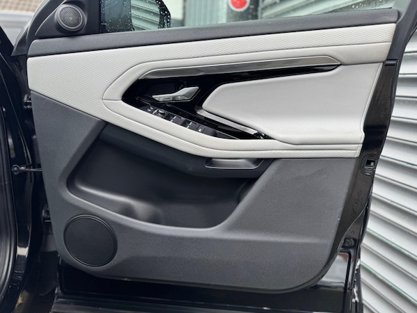 Used Land Rover Range Rover Evoque 2019 for sale - 75051172: Photo 30