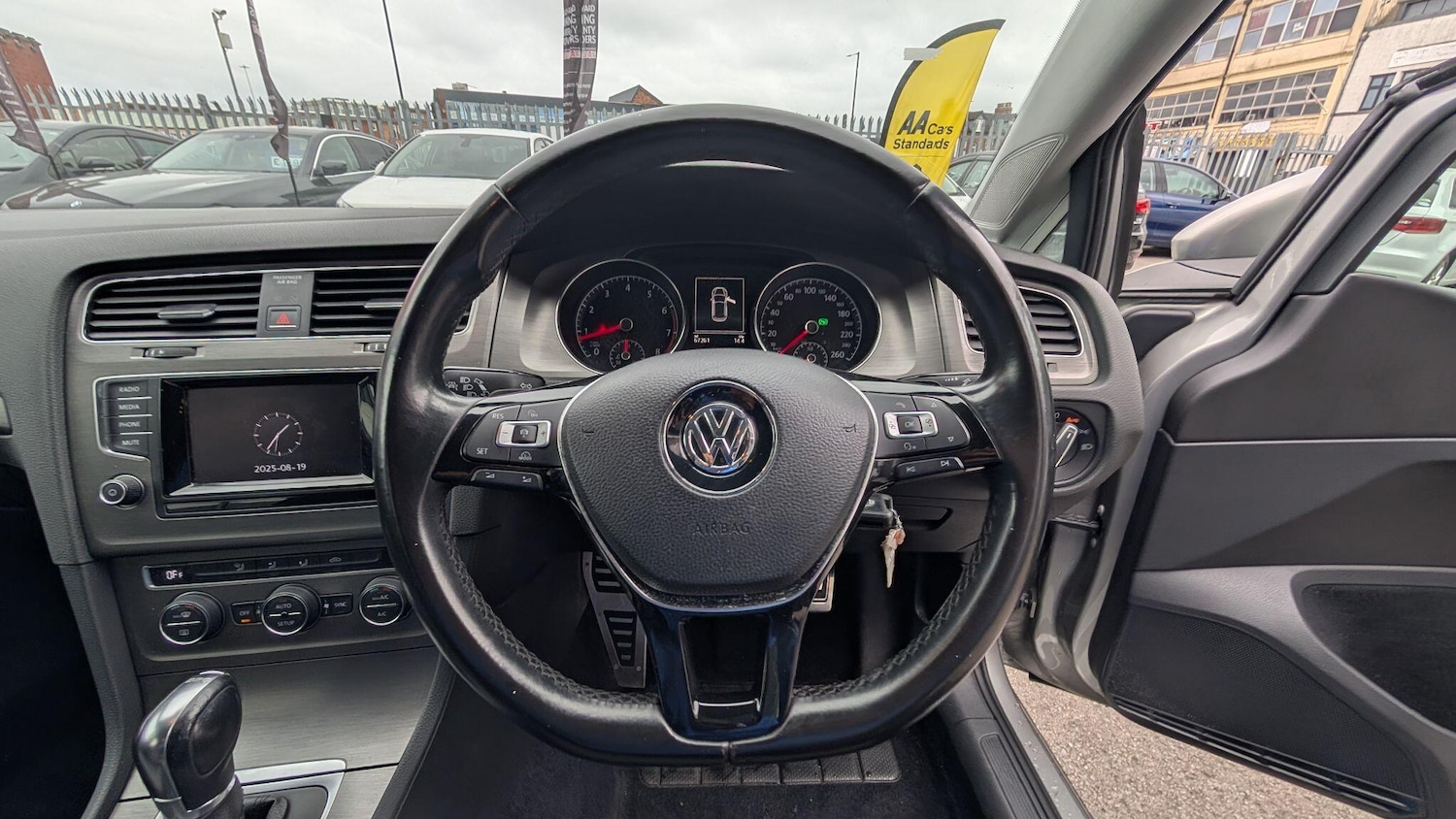 Used Volkswagen Golf 2025 for sale - 77066590: Photo 10