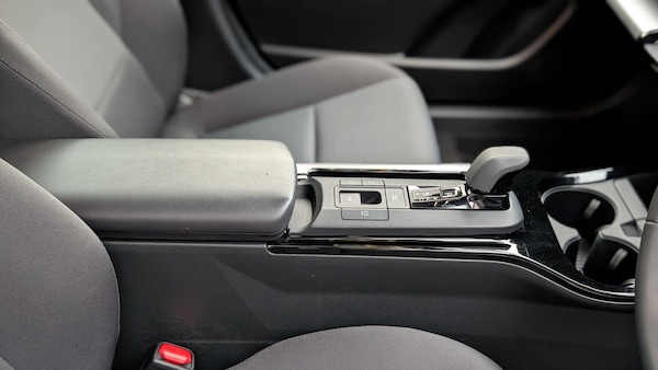 Used Toyota Prius 2025 for sale - 76020243: Photo 32