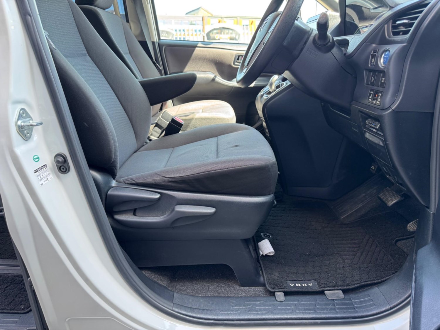 Vehicle 28