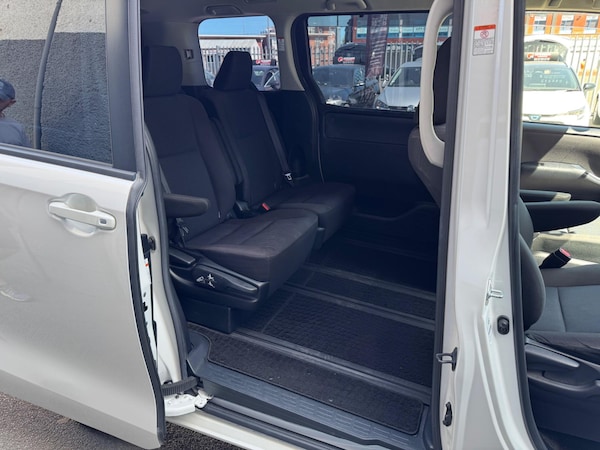 Used Toyota Voxy 2025 for sale - 75233228: Photo 29