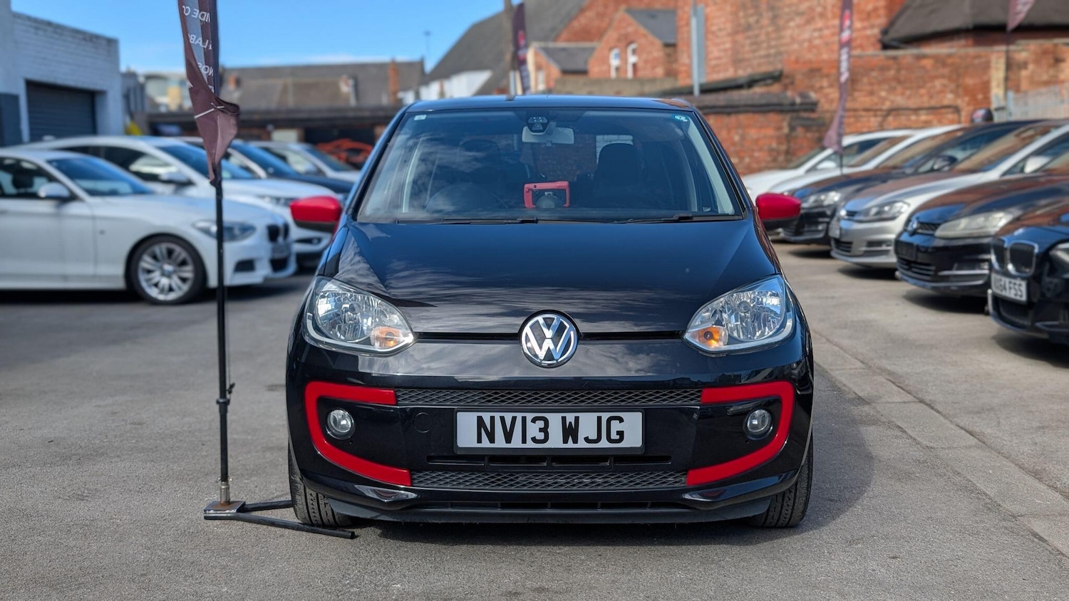 Used Volkswagen up! for sale - 78058729: Photo 2