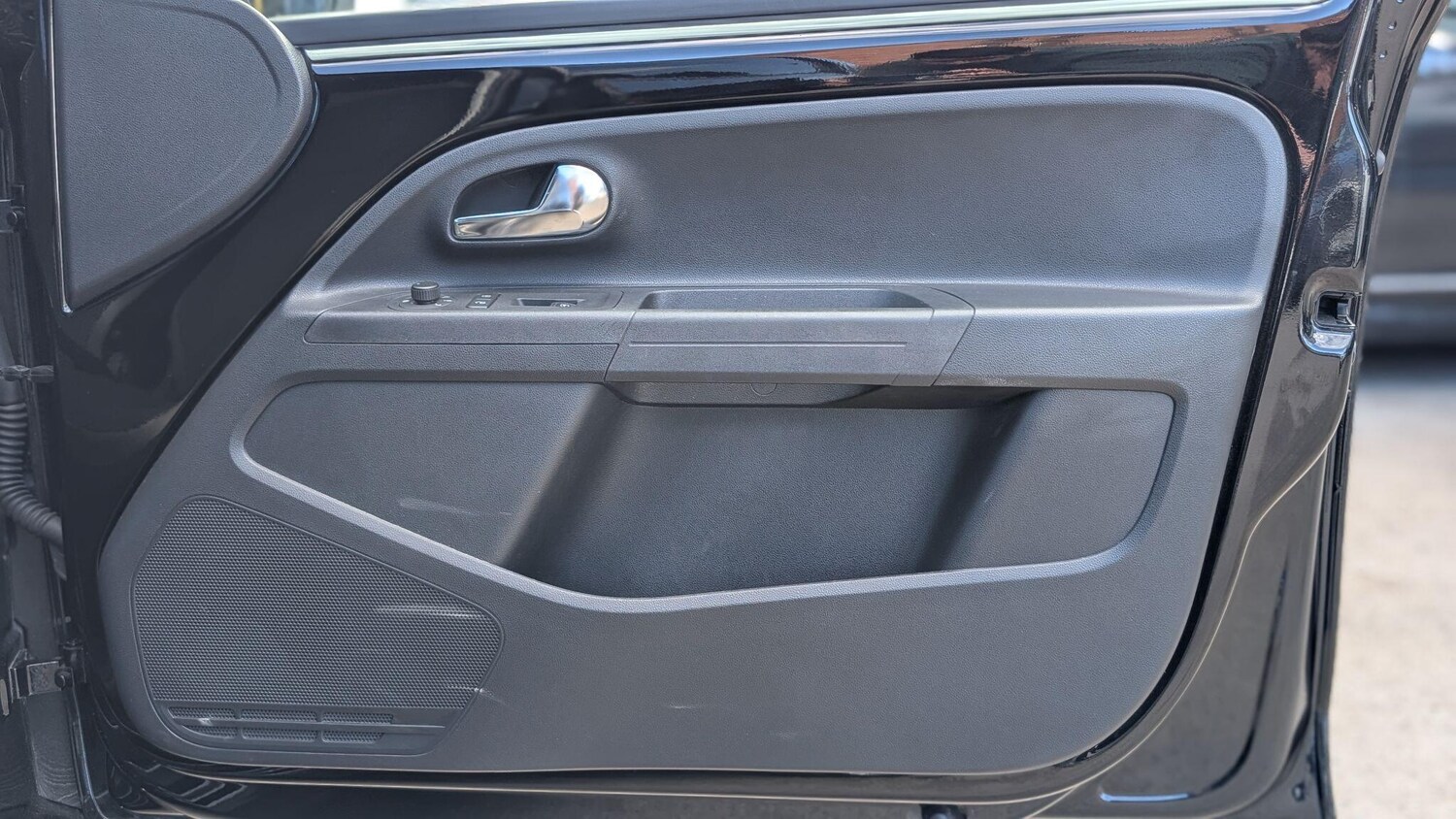 Used Volkswagen up! for sale - 78058729: Photo 23