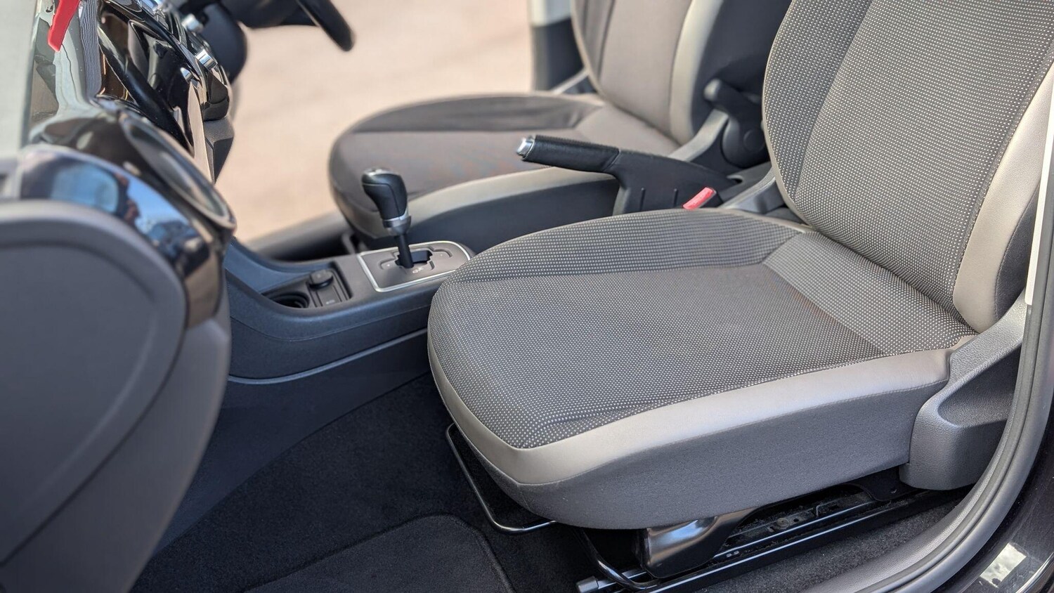 Used Volkswagen up! for sale - 78058729: Photo 36