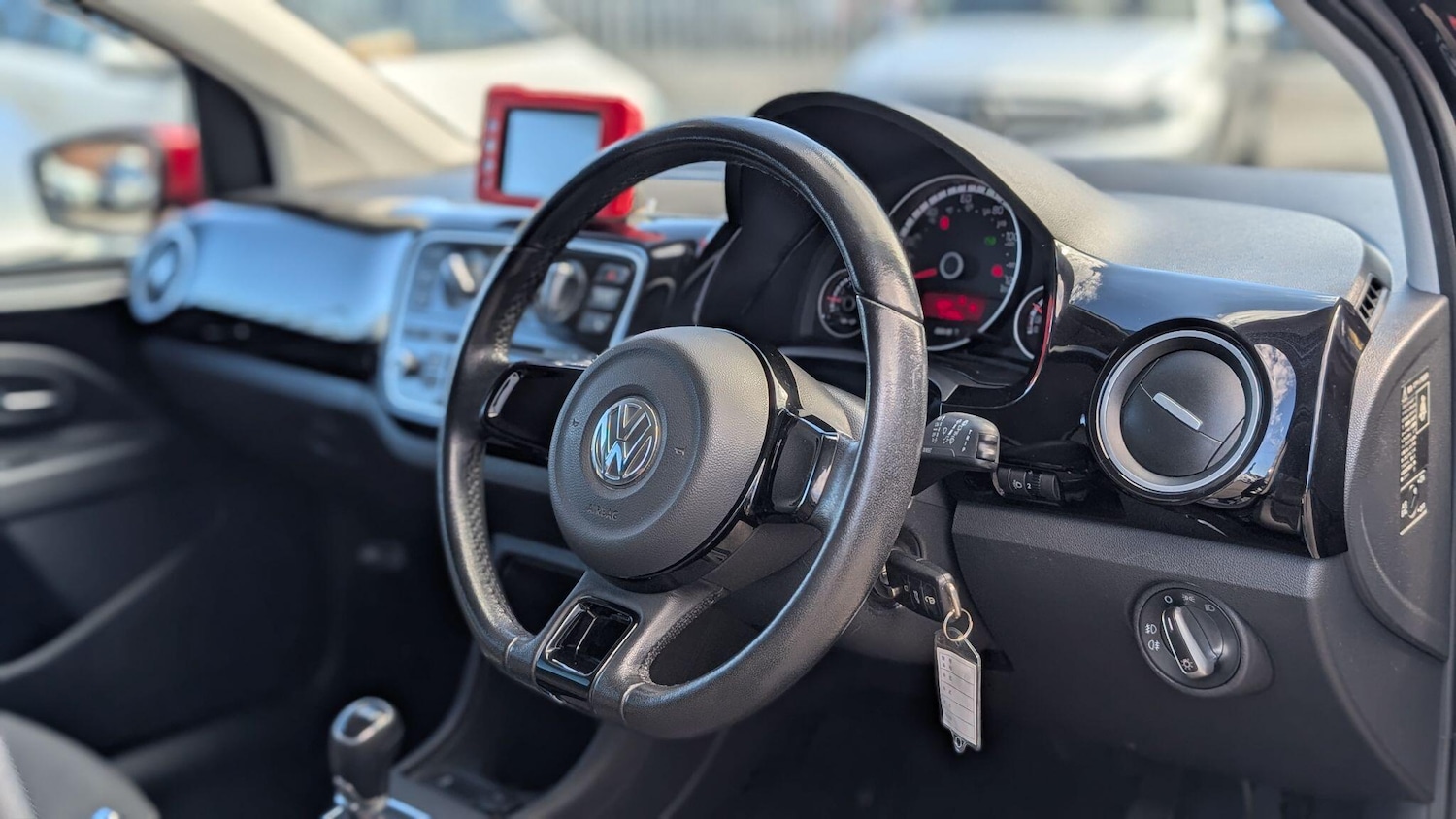 Used Volkswagen up! for sale - 78058729: Photo 8