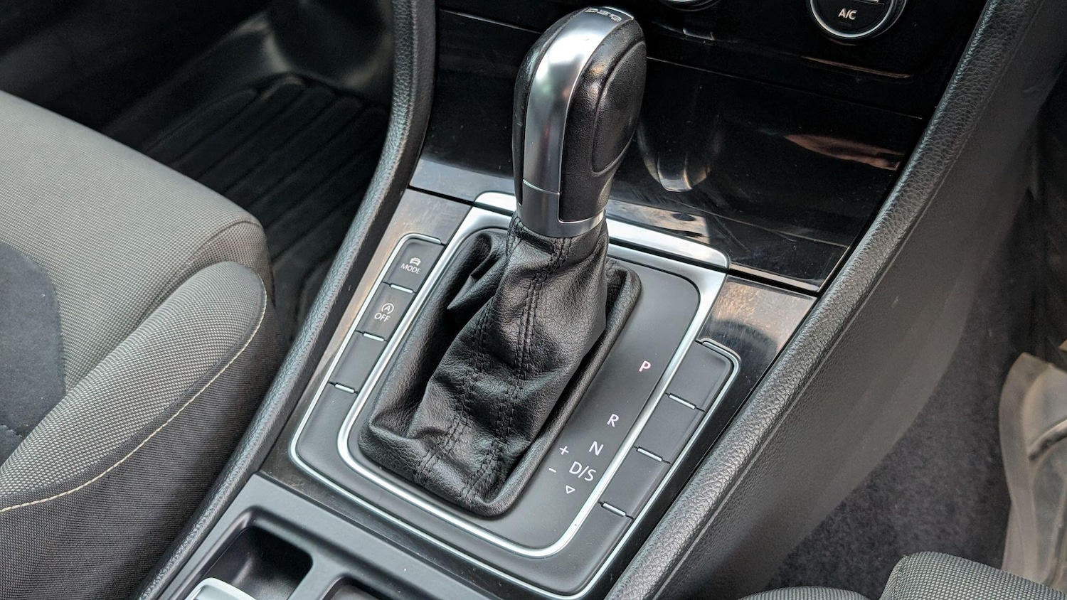 Used Volkswagen Golf 2025 for sale - 77067040: Photo 22