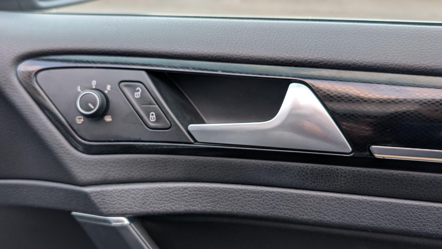 Used Volkswagen Golf 2025 for sale - 77067040: Photo 33