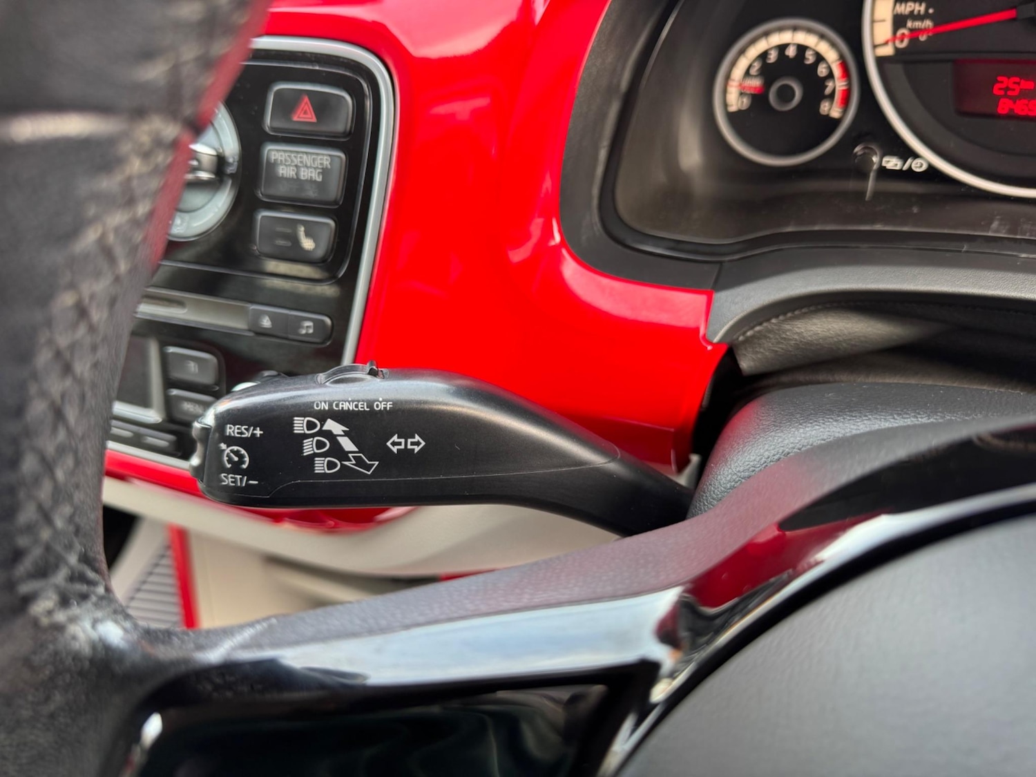 Used Volkswagen up! 2025 for sale - 77066360: Photo 16