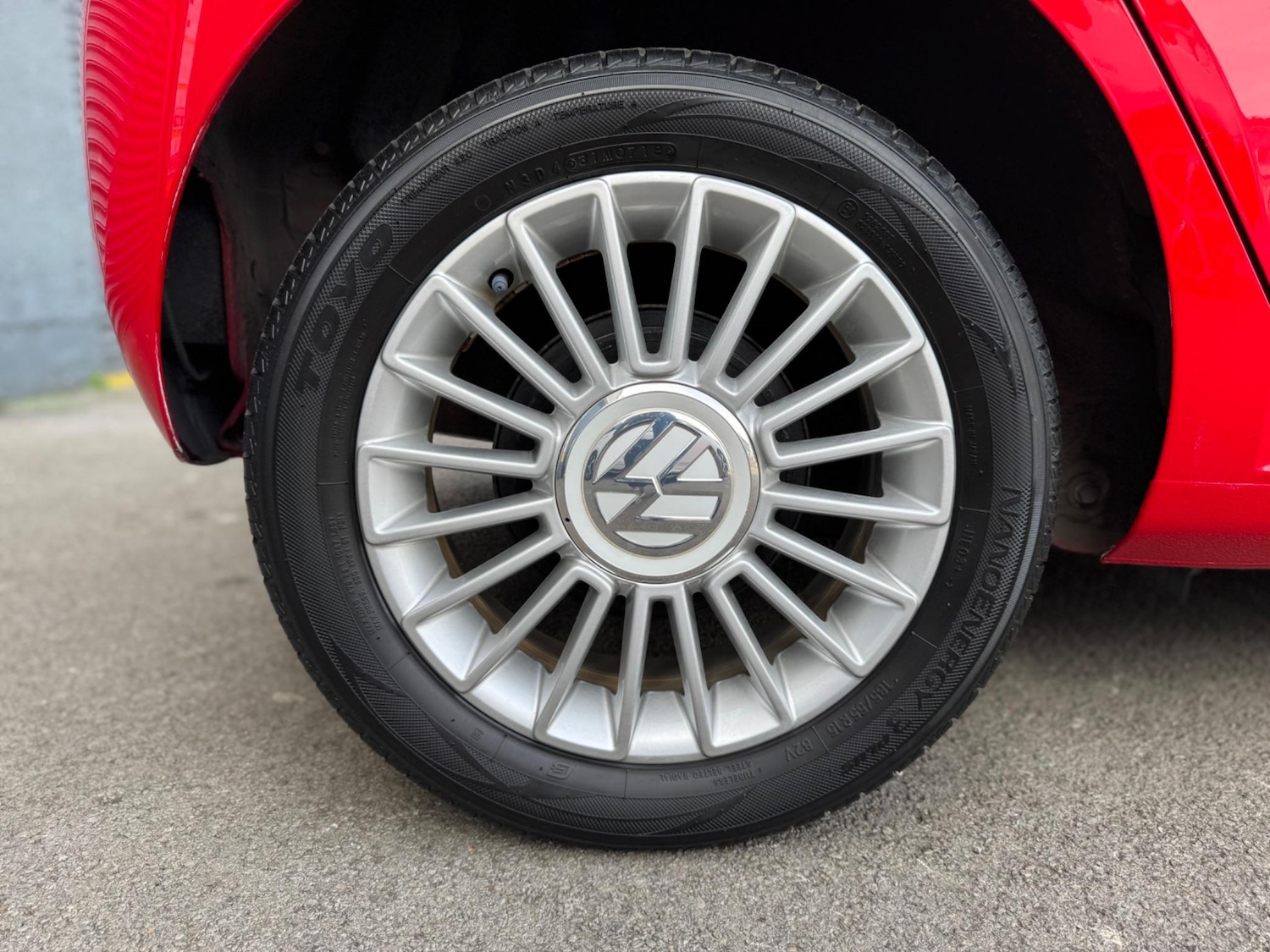 Used Volkswagen up! 2025 for sale - 77066360: Photo 24