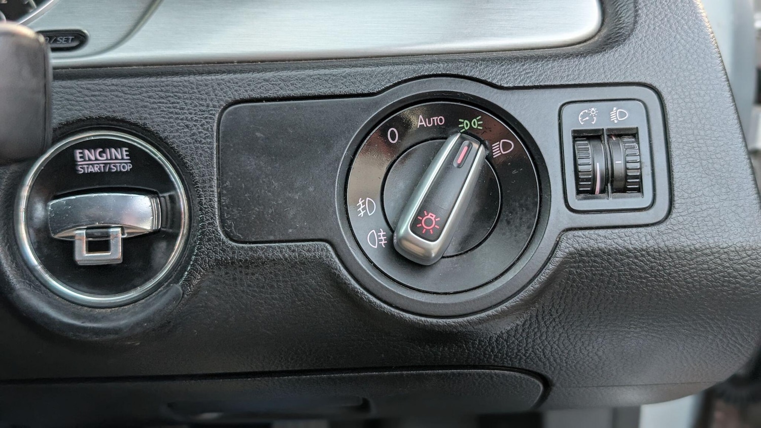 Used Volkswagen CC 2011 for sale - 77081653: Photo 19